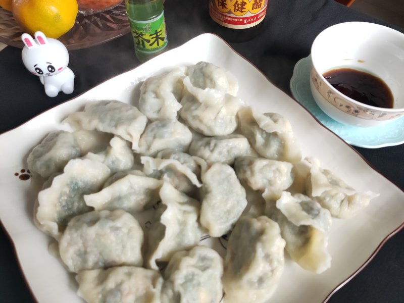 菠菜三鲜水饺的家常做法 菠菜三鲜水饺怎么做好吃