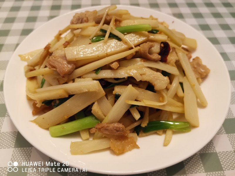 酸笋五花肉的做法