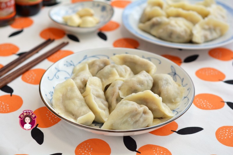 酱香茄子水饺的做法