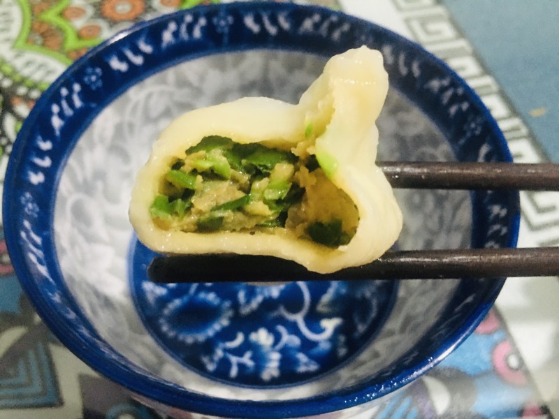 五花肉韭菜水饺的做法