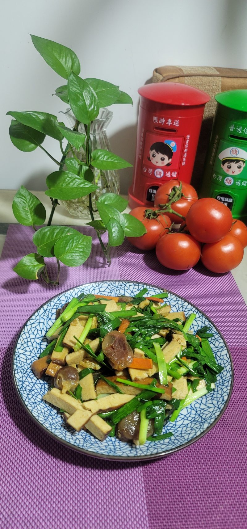 腊肠韭菜炒豆干的做法