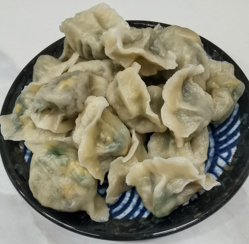 荠菜鸡蛋饺子的做法