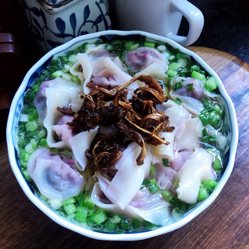 油鸡枞苋菜馄饨的做法