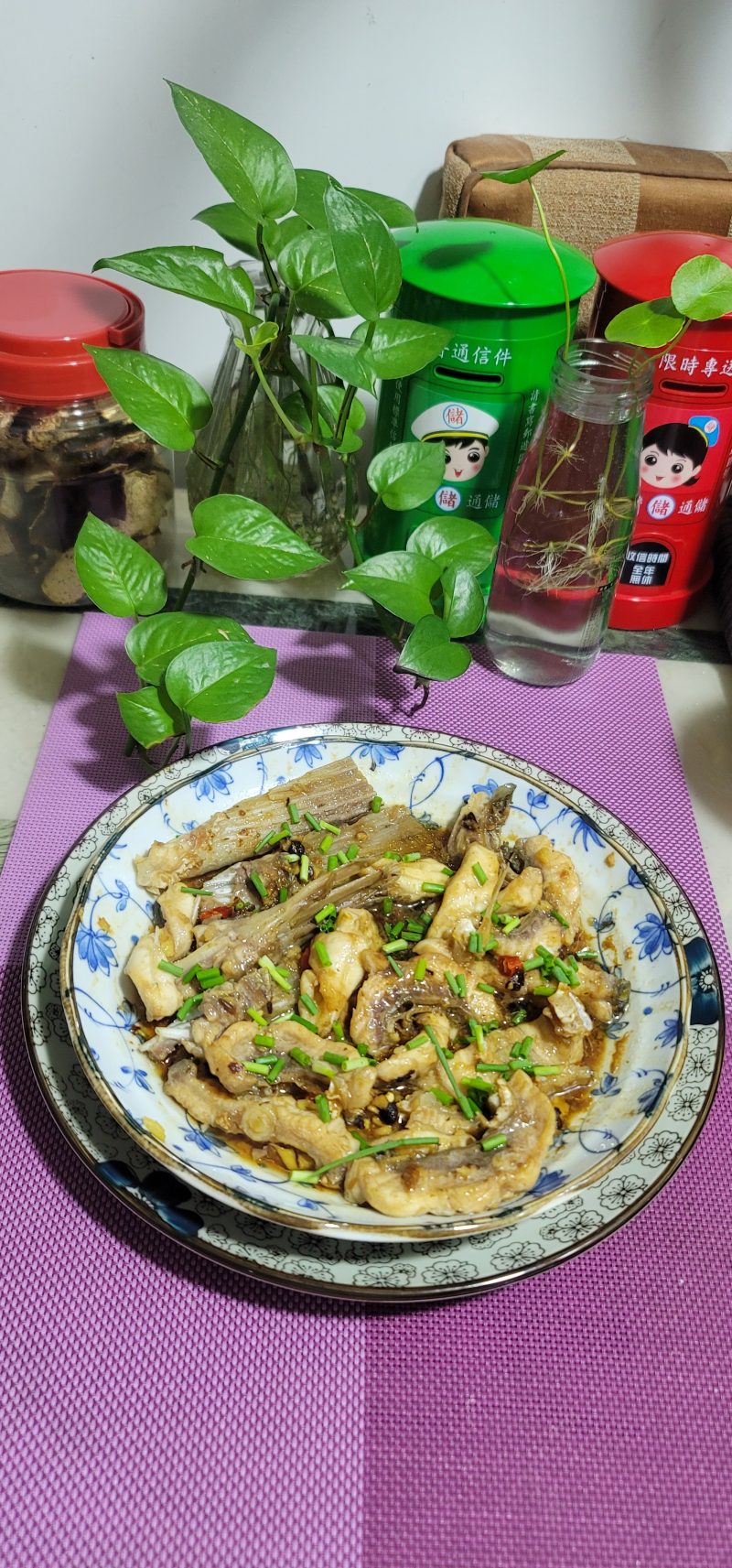 黄豆酱蒸脆肉鲩的做法