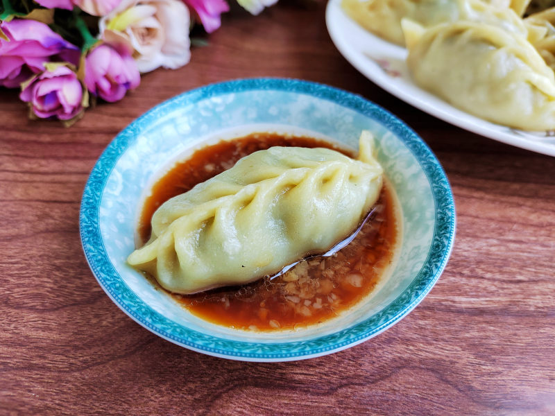 土豆泥饺子皮+荠菜肉馅蒸饺的做法