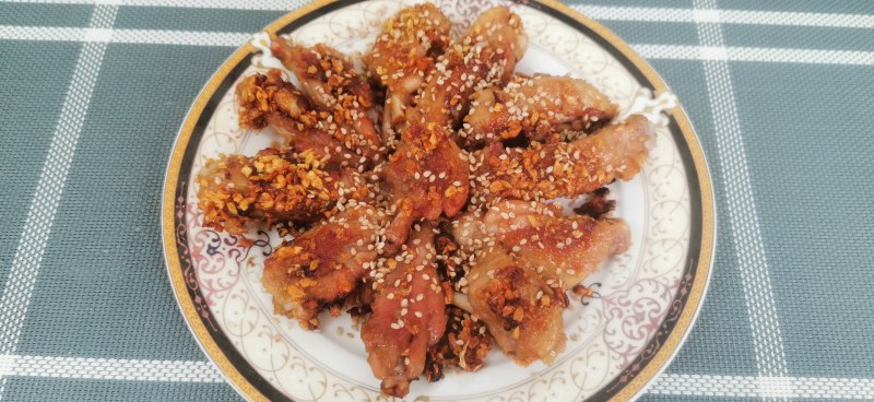 蒜酥鸡翅的做法