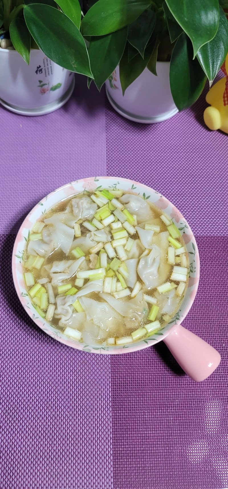 鹿茸菇猪肉云吞的做法