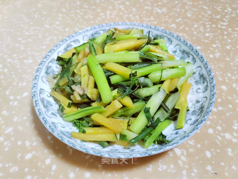 南瓜炒菜苔的做法