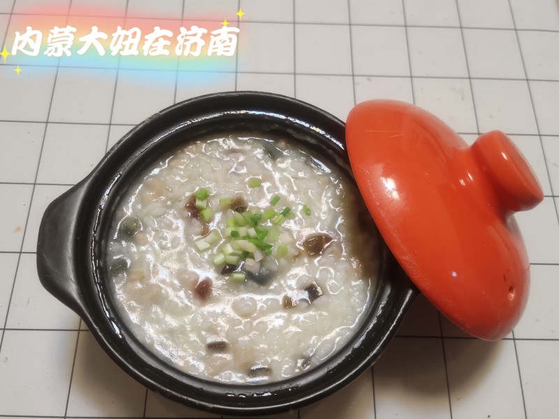 皮蛋瘦肉粥的做法