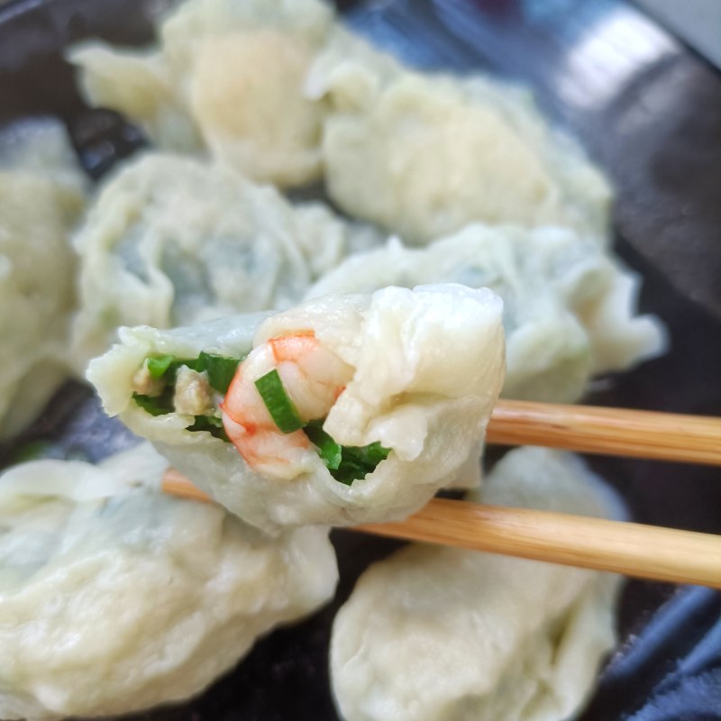 野生虾仁水饺的做法