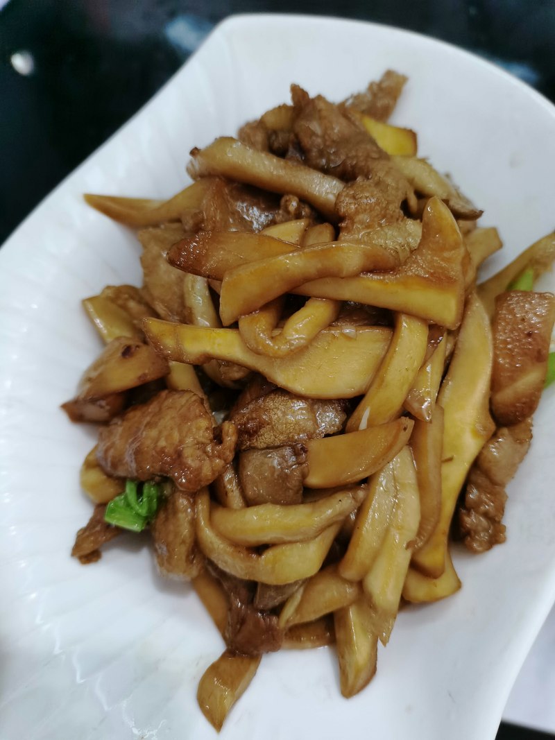 杏鲍菇炒肉的家常做法 杏鲍菇炒肉怎么做好吃