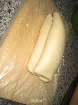 牛角小面包的做法步骤：8