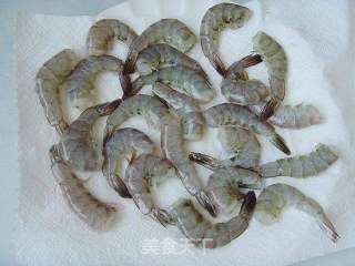 喜气洋洋：竹篓虾的做法步骤：3