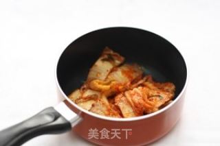 韩式泡菜豆腐汤的做法步骤：3