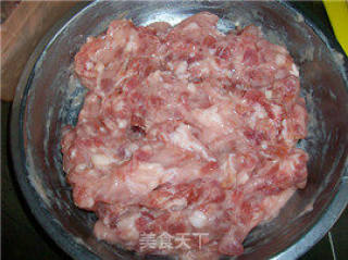 家常菜肴@@爱上红烧~~红烧腐竹酿肉的做法步骤：4