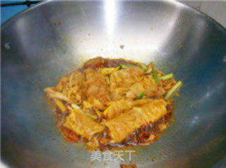 家常菜肴@@爱上红烧~~红烧腐竹酿肉的做法步骤：14