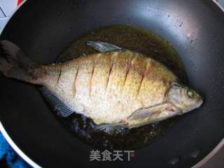 适合新手宴客的海鲜菜—豉椒武昌鱼的做法步骤：4