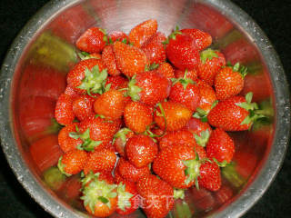 浓浓草莓香——【草莓冰淇淋】的做法步骤：1