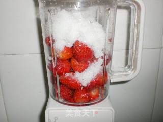 浓浓草莓香——【草莓冰淇淋】的做法步骤：3