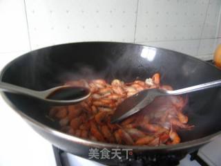 “鲜得来，脆得来”酱油河虾的做法步骤：8