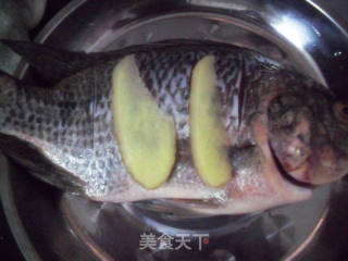 清蒸福寿鱼的做法步骤：2