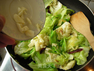 干煸圆白菜的做法步骤：9