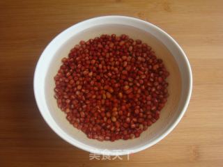 蜜红豆的做法步骤：1