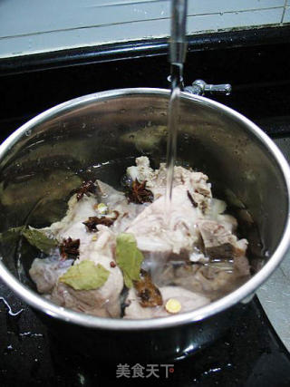 零厨艺，在家打造东北名菜---东北酱骨架的做法步骤：9