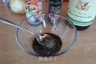 奶油黑椒猪蹄（自制黑椒汁）的做法步骤：4