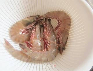 菌菇豌豆海虾汤的做法步骤：2