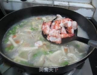 菌菇豌豆海虾汤的做法步骤：11