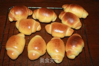【奶油卷】----超级可爱的小面包的做法步骤：13