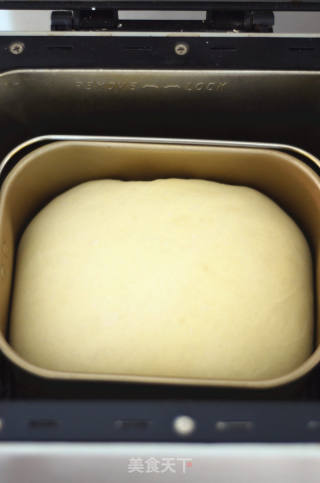 椰蓉面包（面包机版）的做法步骤：11