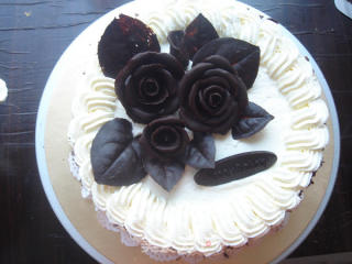 巧克力玫瑰花蛋糕的做法步骤：8