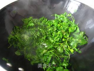 盛行的上海菜--生煸酒香草头的做法步骤：6