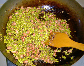 香菇肉粽 香而不腻绿豆肉粽的做法步骤：7