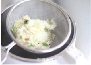 不可错过的夏季好豆浆，清火美容两不误——菊花绿豆浆的做法步骤：3