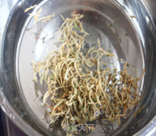 金银花红枣茶的做法步骤：1