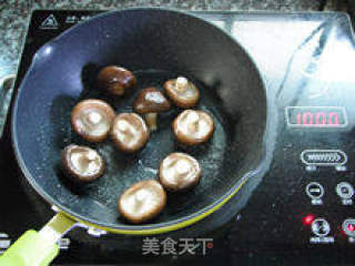 【香菇菜心】--- 简单的食材、鲜美的味道的做法步骤：4