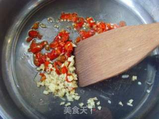浓赤鲜香---梅干菜烧带鱼的做法步骤：5