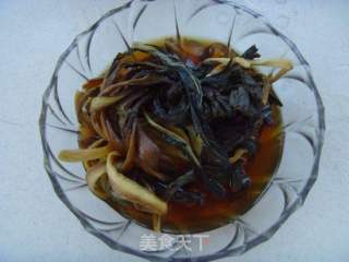 浓赤鲜香---梅干菜烧带鱼的做法步骤：1