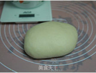 口感绵软奶香十足的日式炼奶面包的做法步骤：1