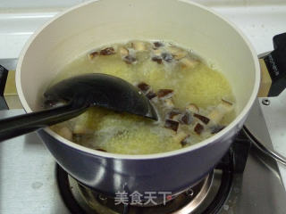 海参香菇小米粥----海参最平民最营养的吃法的做法步骤：7