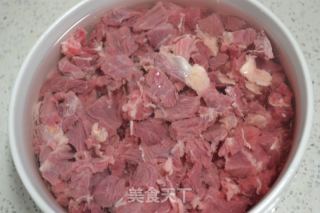 简单版—清汤牛肉面的做法步骤：2