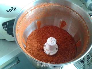 四川人家必备的海椒油（红辣椒油）的做法步骤：5