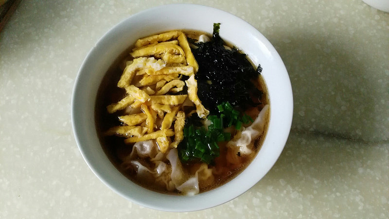 鲜肉小馄饨---早餐的好选择的做法步骤：12