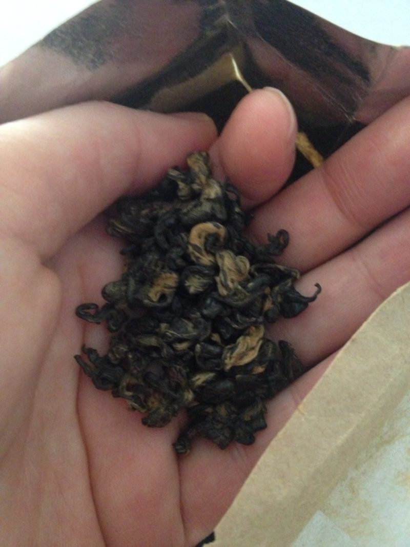 简易茶叶蛋的做法步骤：4