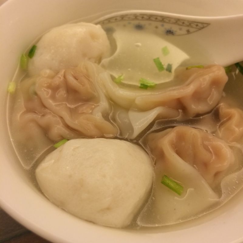 苦菊水饺+鱼丸馄饨的做法步骤：6