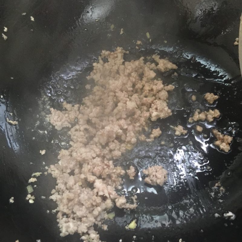 肉末葱油拌面的做法步骤：1