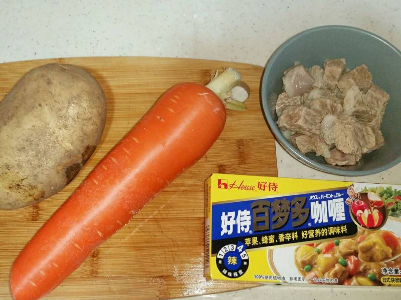 咖喱牛肉饭的做法步骤：1